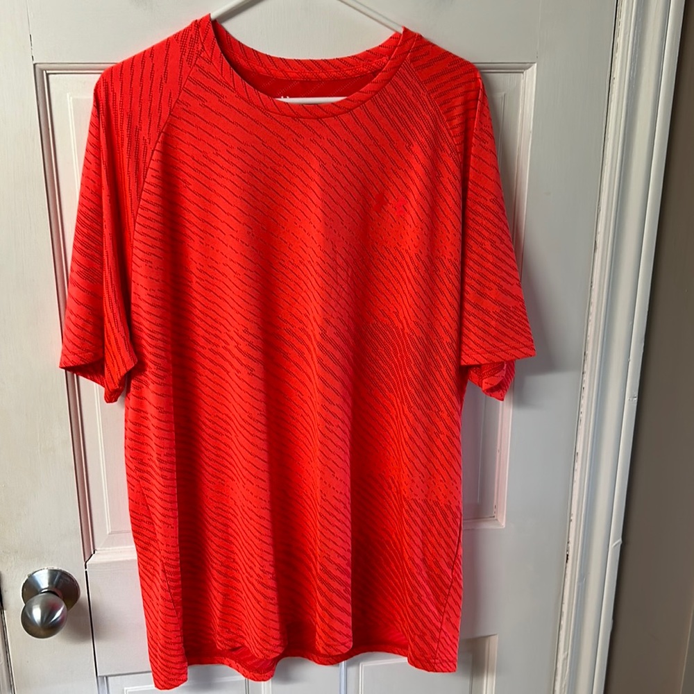 Under Armour hi-vis loose fit athletic workwear t-shirt men’s size 2XL